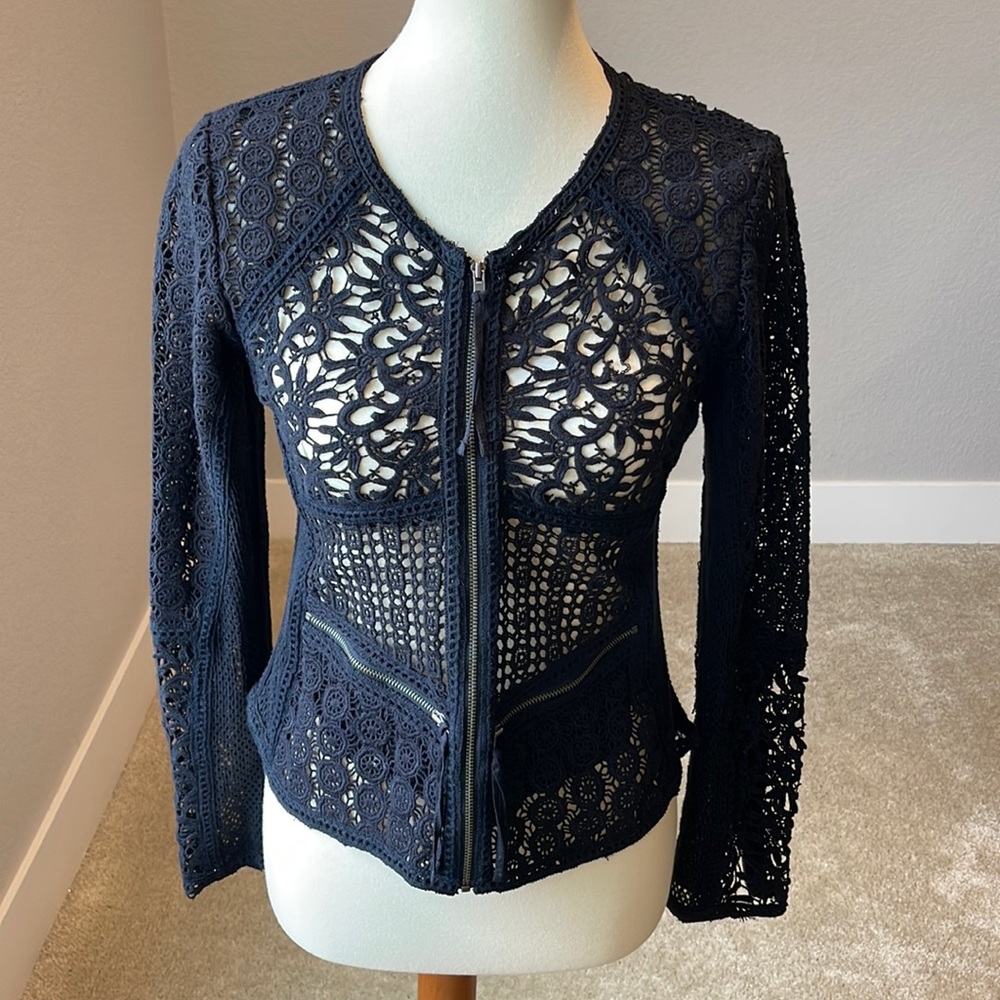Yoana Barashi Unique fitted croched